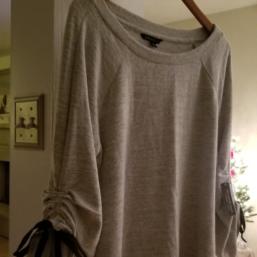 zac&rachel women size 1X  top